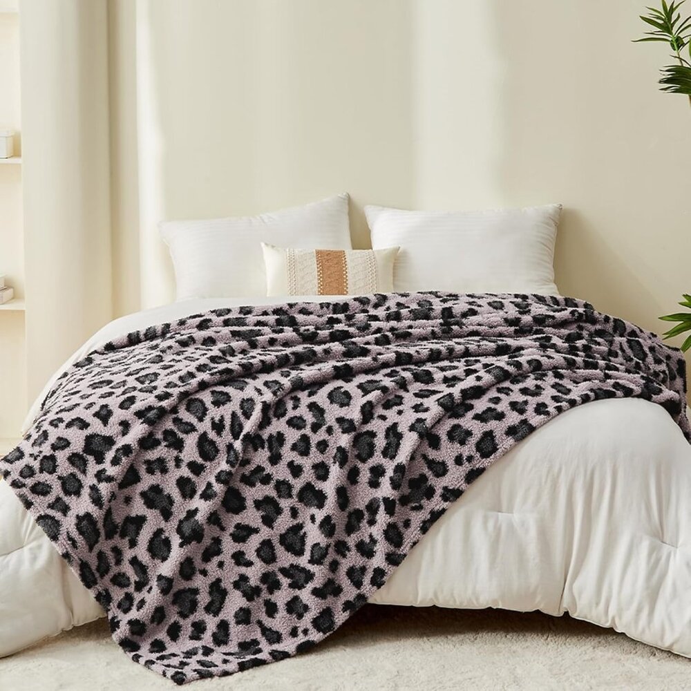 Leopard Throw Blanket 50"*60" - Picture 3 of 8